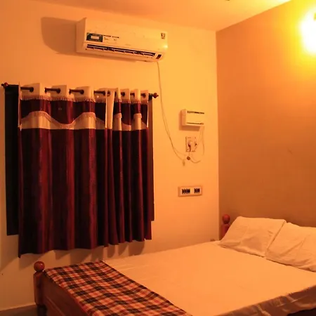 Thirumalai Home Stay - Group & Family Stay Room Vl Swami Malai Temple Kumbakonam Exterior photo